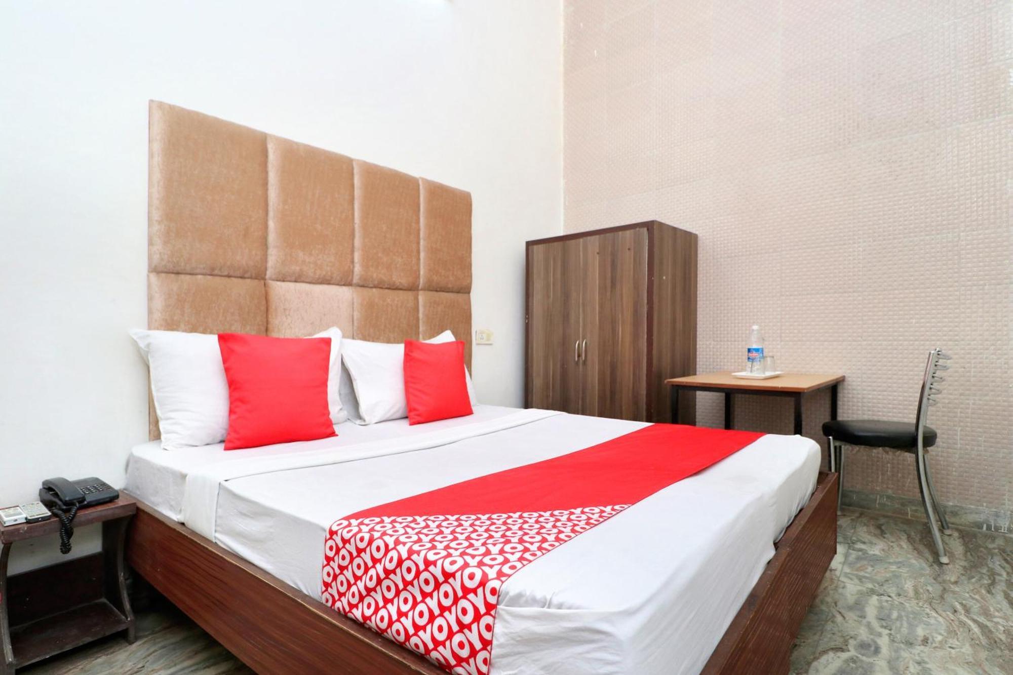 Hotel O Rr Villa Chandīgarh 外观 照片