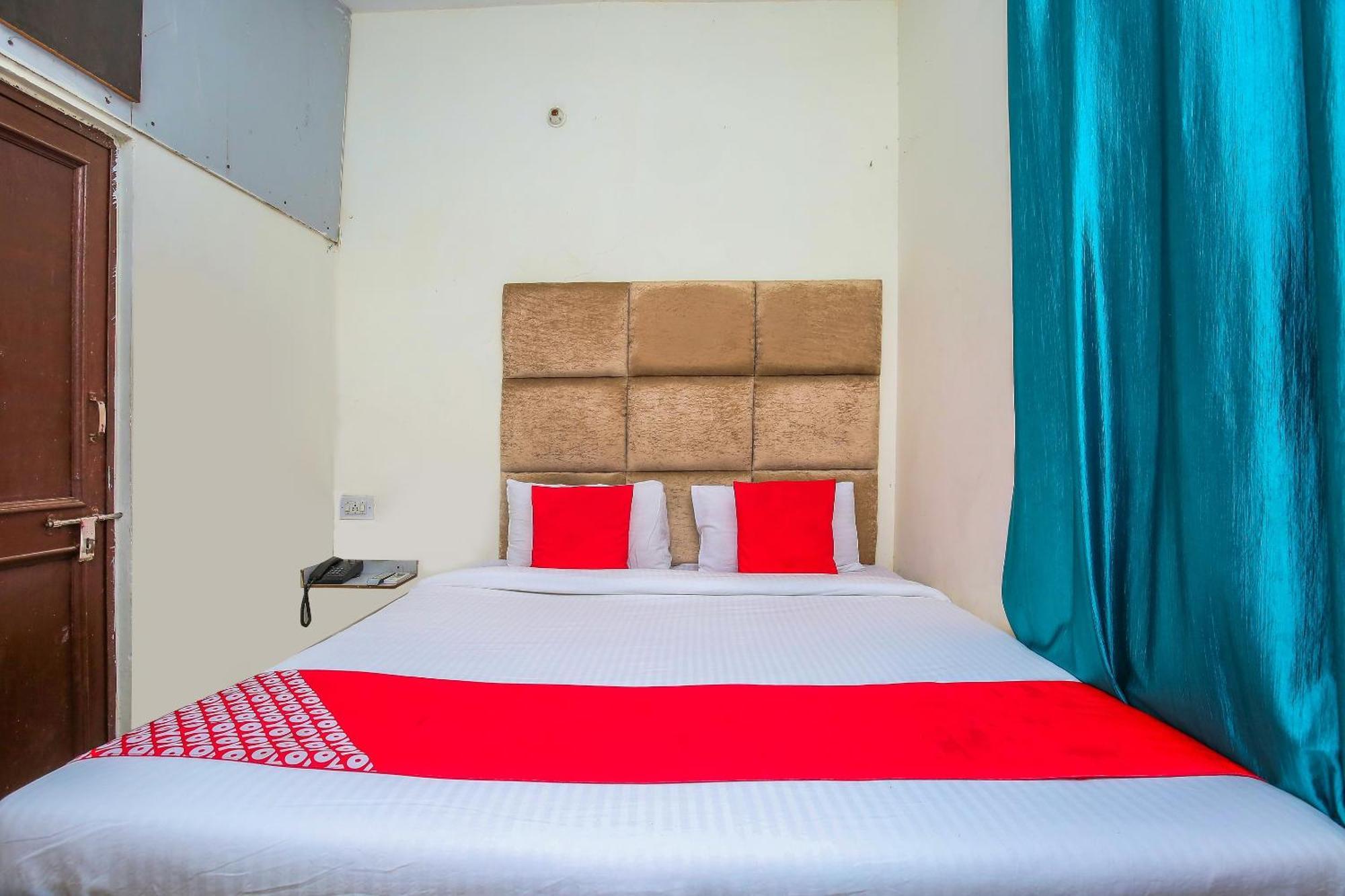 Hotel O Rr Villa Chandīgarh 外观 照片