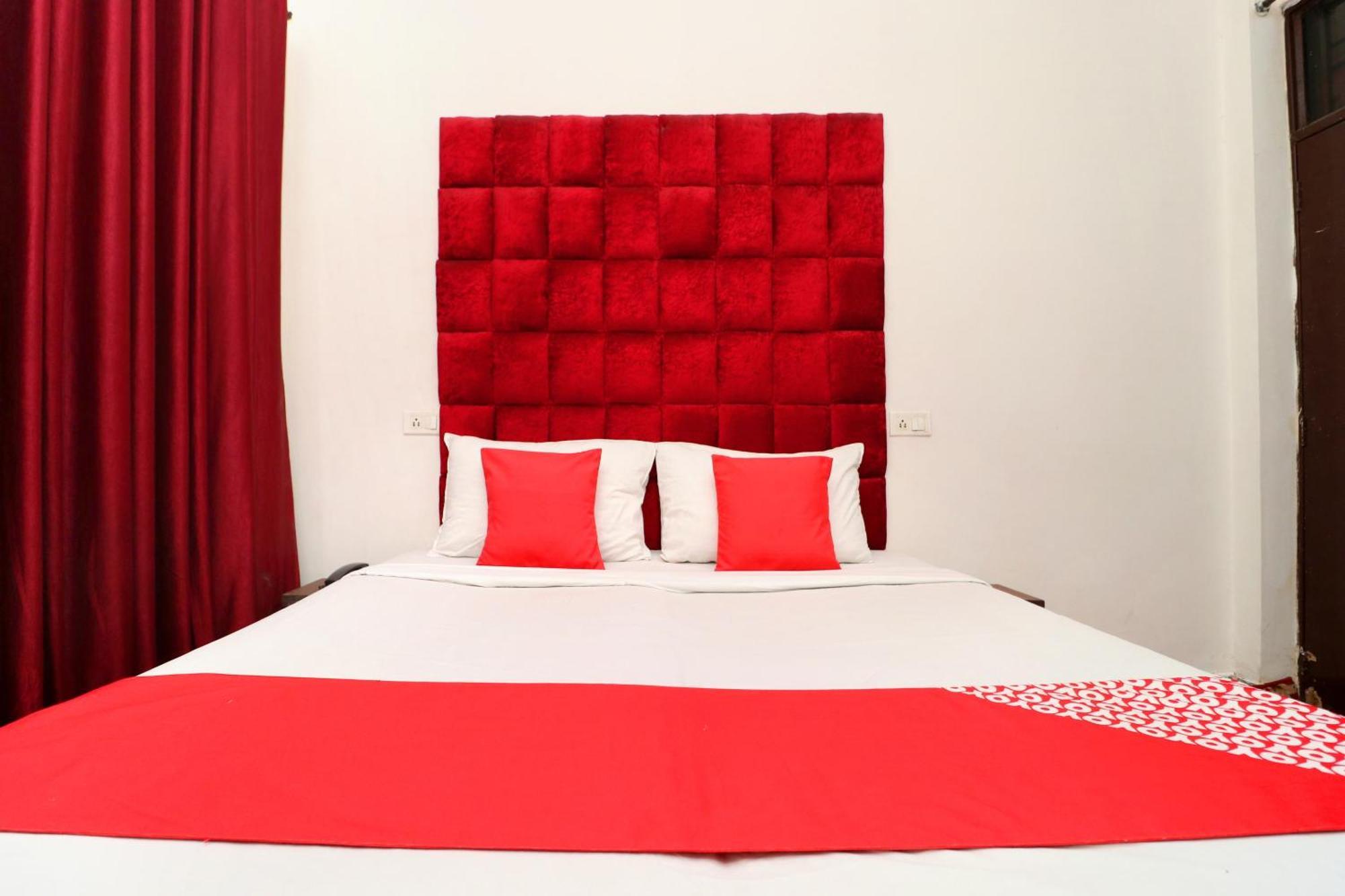 Hotel O Rr Villa Chandīgarh 外观 照片