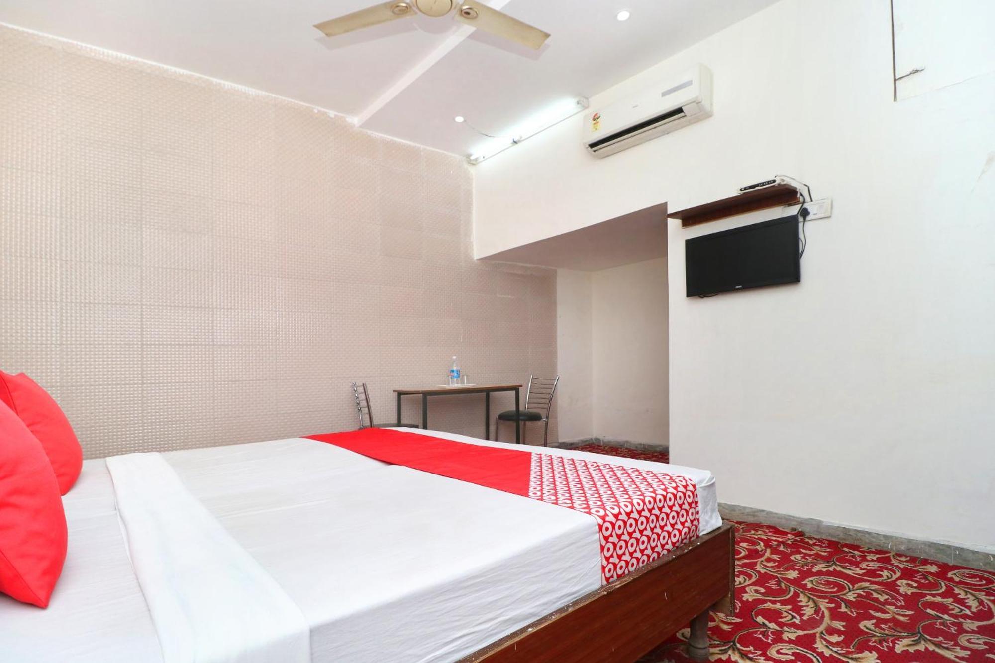 Hotel O Rr Villa Chandīgarh 外观 照片