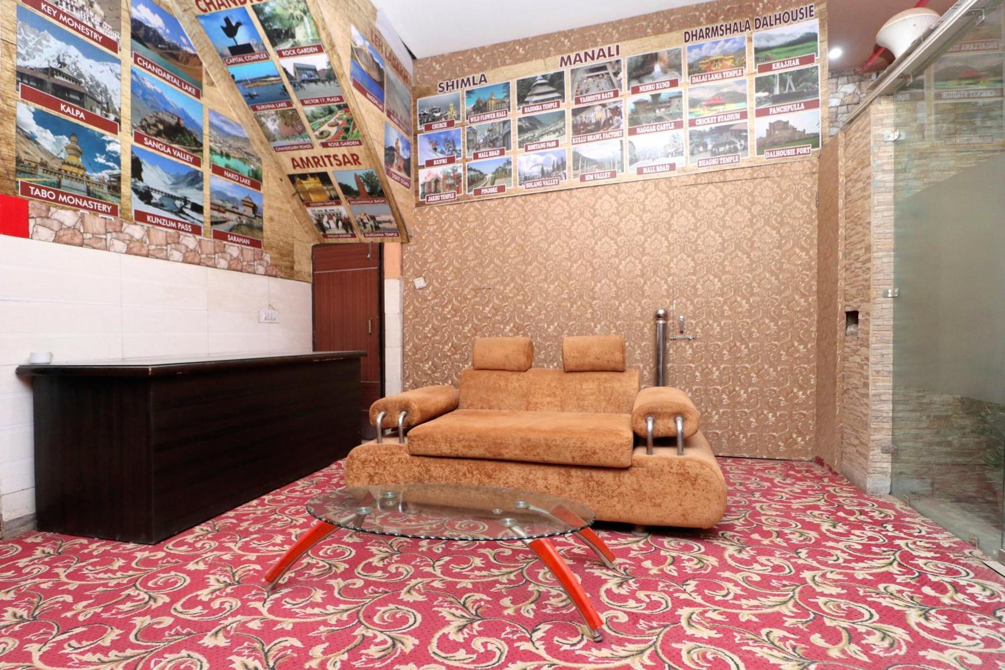 Hotel O Rr Villa Chandīgarh 外观 照片